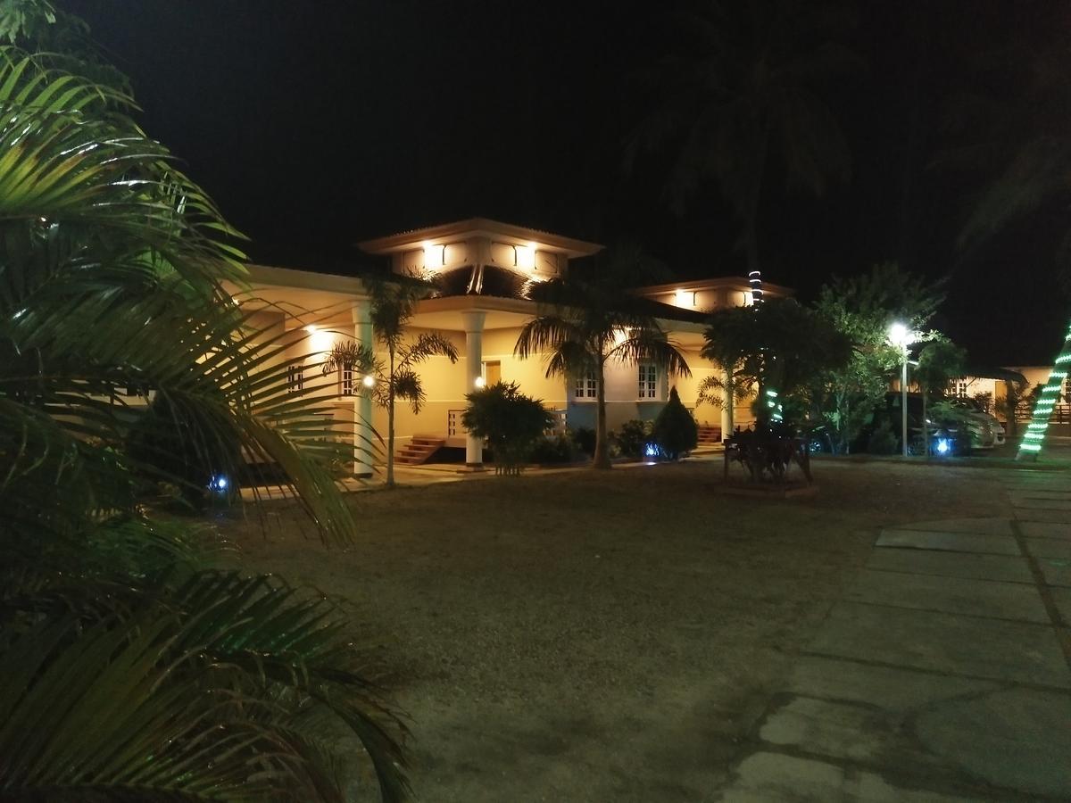 Hotel Juno Pakokku Exterior foto